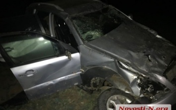 На трассе «Николаев-Снигиревка»» перевернулся автомобиль, есть пострадавшие