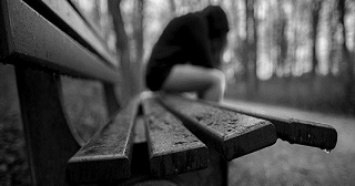 В Церкви объяснили, почему человек впадает в депрессию и как выйти из нее