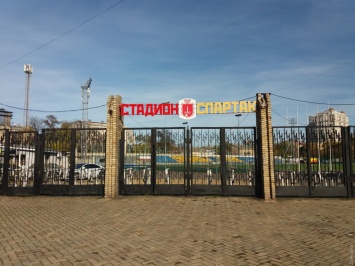 На стадионе "Спартак" закрыли смертоносные площадки для минифутбола