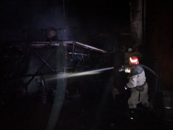 Под Запорожьем спасатели предотвратили взрыв на предприятии