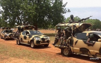 В Нигерии 10 военных погибли при нападении боевиков "Боко Харам"