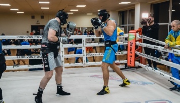 Сборная Украины по боксу провела заключительную в 2019 году открытую тренировку