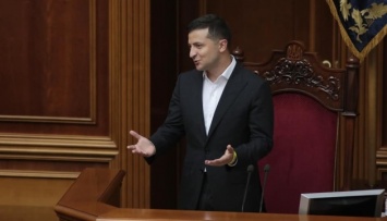 Зеленский прокомментировал "позорные СМСки" в Раде