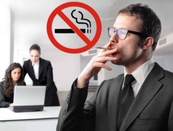 Психология карьерного роста: Ученые доказали, что курильщикам сложнее получить повышение