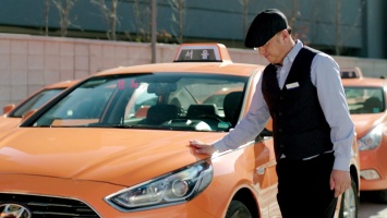 Hyundai запускает проект по работе с глухими водителями