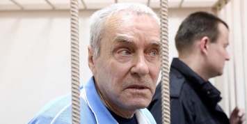 Суд смягчил приговор отцу полковника Захаренко