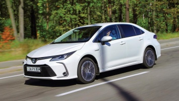 Новая Toyota Corolla потеряла аппетит