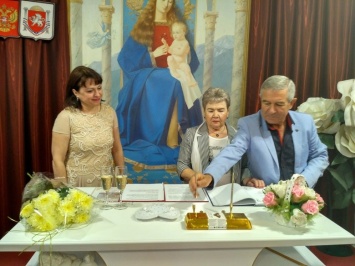 Супруги Михайловы из Ялты отпраздновали золотой юбилей семейной жизни