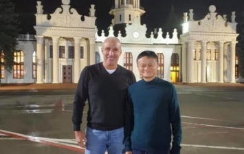 Основатель Alibaba прибыл в Харьков по приглашению Ярославского