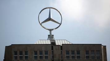 Daimler планирует сократить свыше тысячи топ-менеджеров по всему миру