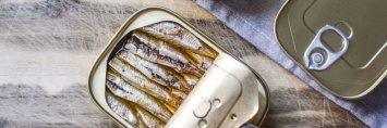 В Запорожской области обнаружили подделки на известные торговые марки рыбных консервов и сливочного масла