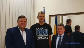Мазур поблагодарил украинскую власть и оппозицию за свое освобождение