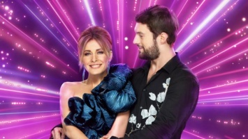 "Танцы со звездами 2019": какая пара ушла из проекта в четвертьфинале
