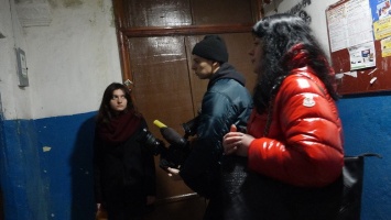 В Мариуполе семья с овчаркой терроризирует многоэтажку, - ФОТО