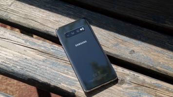 Samsung выпустила обновление для Galaxy S10 с функциями Note 10