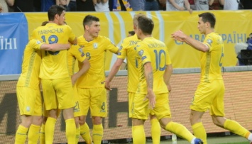Футбол: за четыре игры с Эстонией Украина не пропустила ни одного мяча