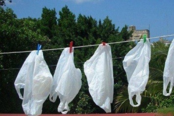 Рада проголосовала за запрет пластиковых пакетов