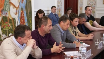 Пристайко поблагодарил экс-узников за помощь в освобождении других заложников Кремля