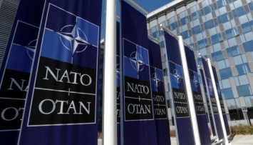 Польша обеспокоена изменением политики Франции в отношении НАТО