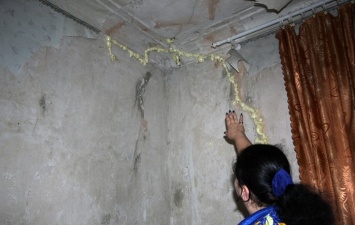 В Макеевке после землетрясения дома дали трещины и грозят обрушиться (фото)