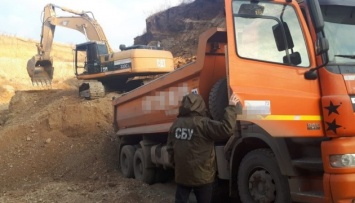 На Буковине и Черкасчине СБУ заблокировала нелегальную добычу полезных ископаемых