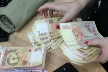 Украинцам разъяснили, за задержку каких выплат положена компенсация