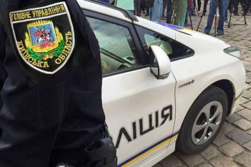 В Киеве банда преступников похитила семью с ребенком