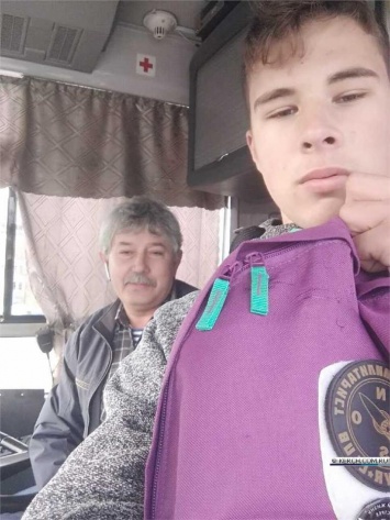 Керченскому студенту вернули забытый в автобусе рюкзак