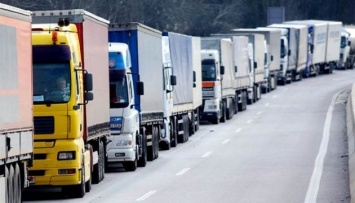 Киев закроет для грузовиков в "часы пик" еще пять въездов