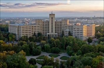 К 215-летию Каразинского университета в Харькове высадят 215 деревьев