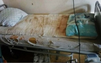 "Нет, друзья, это не кадры из фильма ужасов", - блогер показал фото из украинской больницы