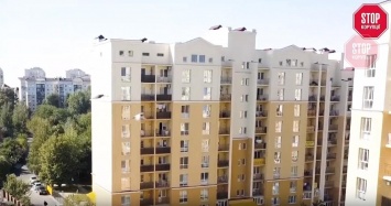 На Киевщине застройщик ЖК "Чайка" шантажирует жильцов отключением тепла