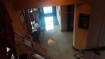 Катастрофическое наводнение в Венеции - туристы спасаются на верхних этажах гостиниц