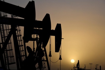 Падение цен на нефть невыгодно Штатам, сообщил эксперт