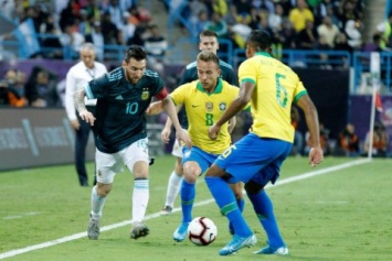 Гол Месси обеспечил аргентинцам победу над сборной Бразилии