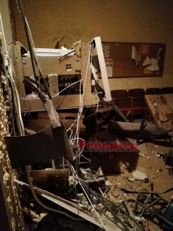 В Каменском взорвали очередной банкомат