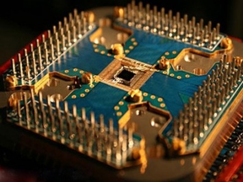 Сверхбыстрые «транзисторы будущего» используют свет вместо электричества
