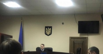 Главу Укрэксимбанка не стали арестовывать: Он отпущен искать деньги