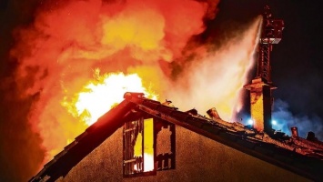 В Германии пожарный провоцировал пожары, чтобы затем тушить их