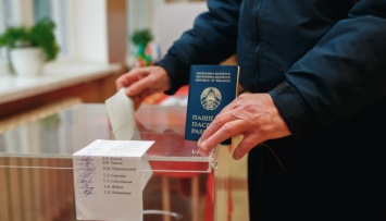 "Упущенная возможность": Евросоюз оценил выборы в Беларуси