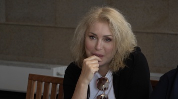 «Я их не оправдываю, но и не осуждаю»: Мария Шукшина рассказала об участии родственников в рейтинговых передачах за деньги