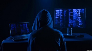 Хакеры взломали базу банка на Каймановых островах