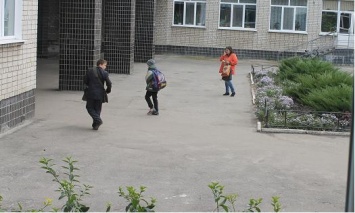 Родителям Павлограда пора инструктировать своих детей, перед тем, как те выходят на улицу