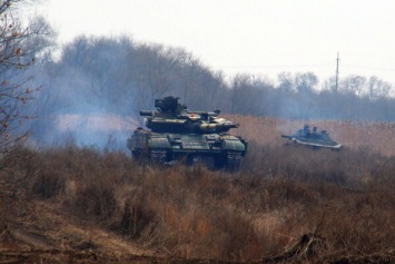 ВСУ проехались на танках по линии фронта на Донбассе: зрелищные фото