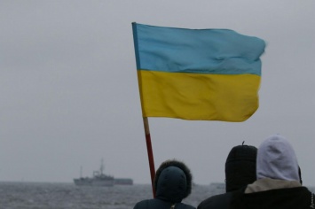 Освобожденные корабли ВМСУ начали прибывать в Очаков (обновляется, фото)