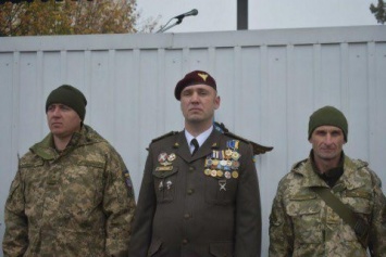 Зеленский выразил соболезнования в связи с гибелью комбрига Коростелева на Донбассе