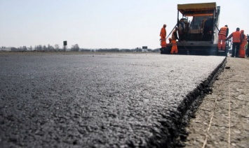 В городах и поселках Киевщины планируют отремонтировать дорожное покрытие более 70 улиц (список)