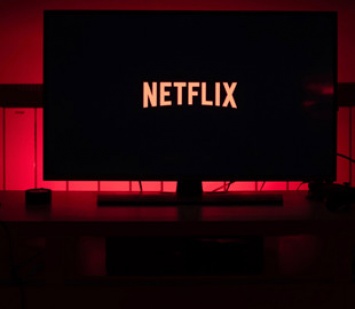 Netflix показал первый трейлер сериала "Вампирские войны"