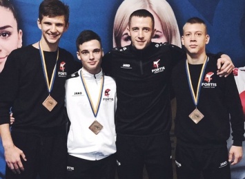 На чемпионате Украины по каратэ николаевские спортсмены завоевали три медали