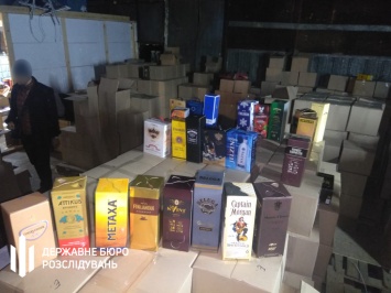 В Могилеве-Подольском производили подпольный алкоголь: Metaxa, Finlandia, Jack Daniels